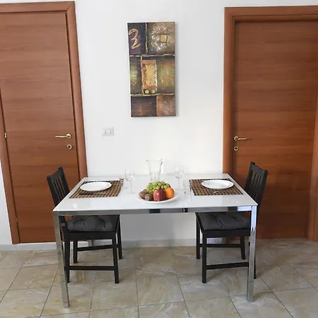 Apartment Licia Apartman *